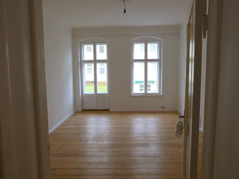 Schöne 2-Zimmer-Altbauwohnung am Siemensdamm mit Balkon + neuem Bad! (WG-Geeignet) — photo 1